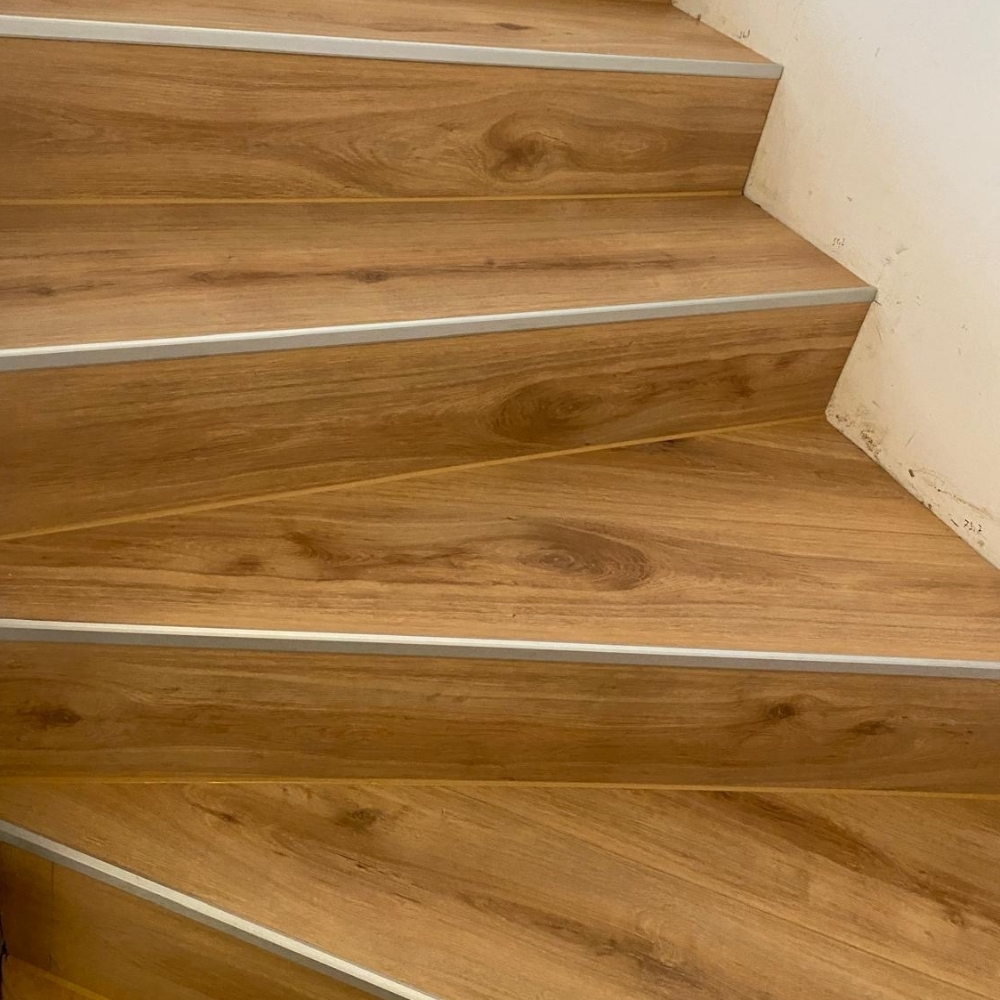 Laminat auf Treppe